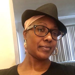 Meet your Posher, Elfrieda